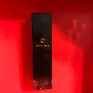 Eye Dazzle Liquid Eyeshadow-color Meet Leona